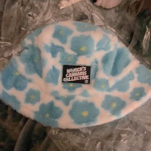 Plush hat, new women of cannabis collection